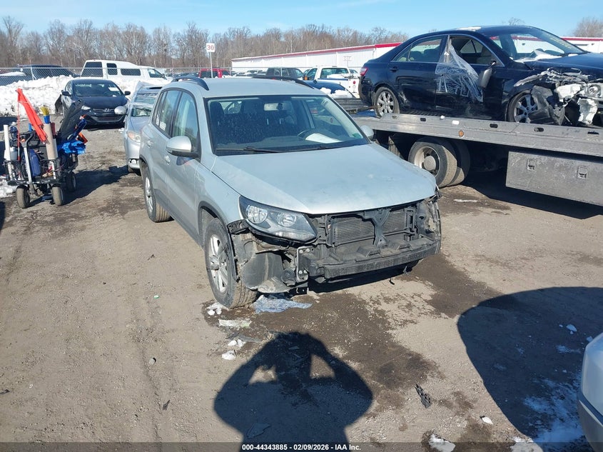 2015 Volkswagen Tiguan S