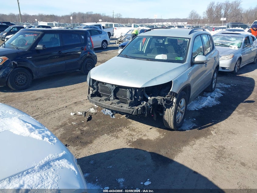 2015 Volkswagen Tiguan S