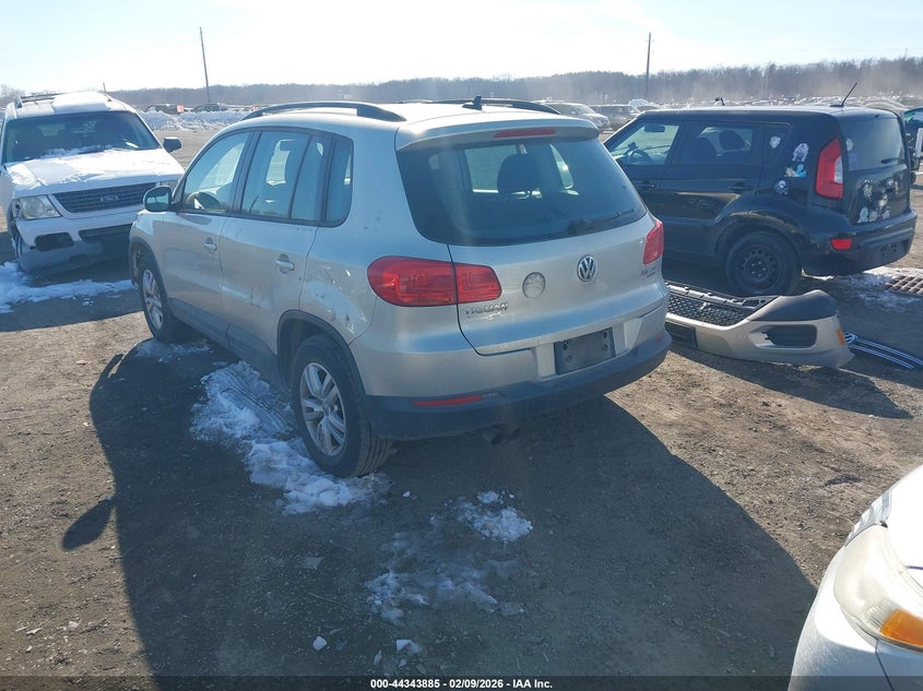 2015 Volkswagen Tiguan S