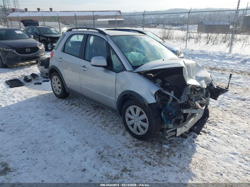 2011 Suzuki Sx4 Premium/Tech Valu Pkg (Nav)