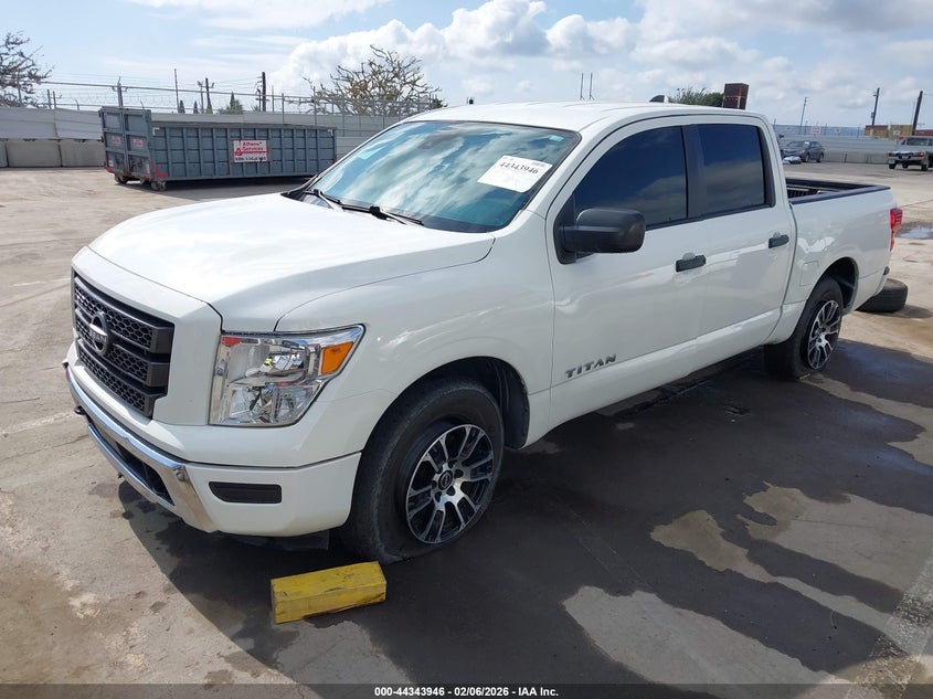 2024 Nissan Titan Sv 4X4