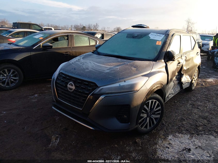 2023 Nissan Kicks Sr Xtronic Cvt