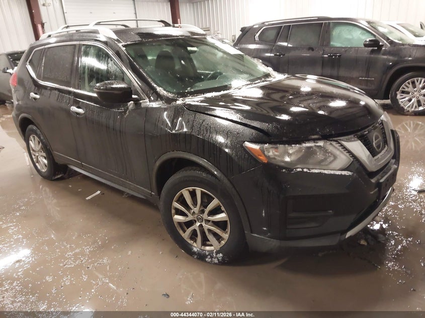 2017 Nissan Rogue Sv