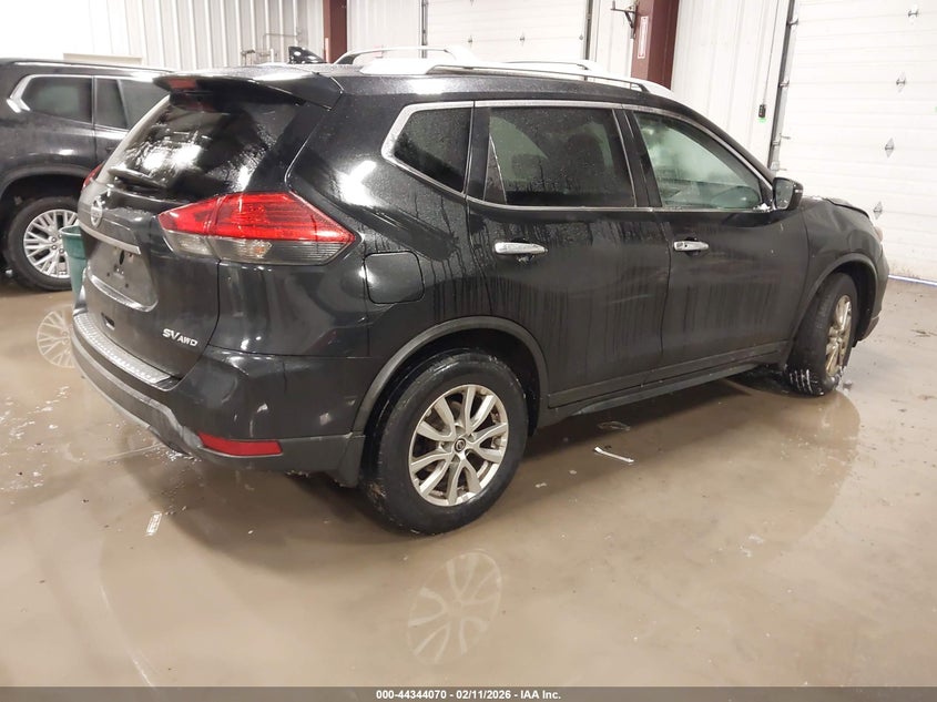 2017 Nissan Rogue Sv