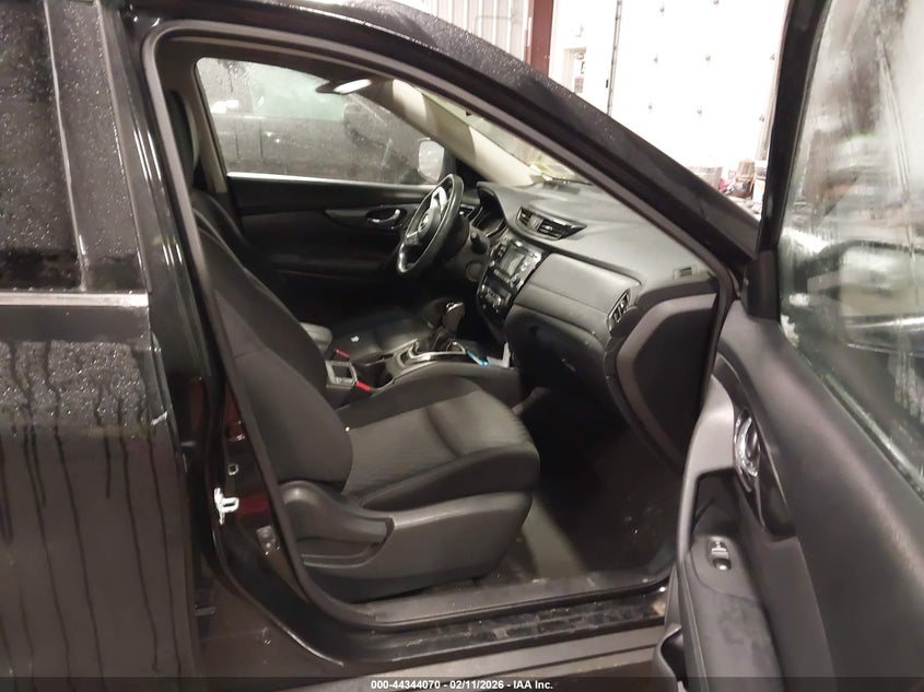 2017 Nissan Rogue Sv