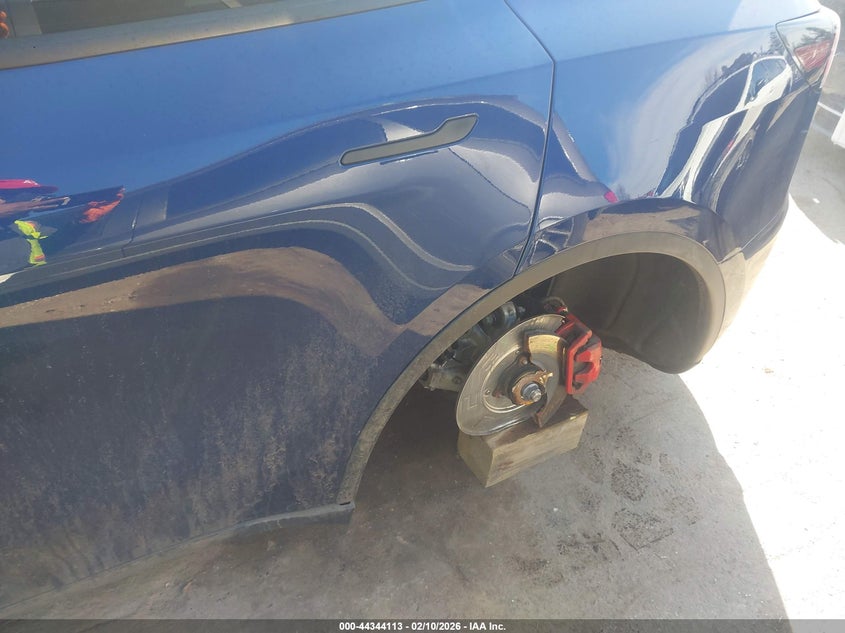 2023 Tesla Model Y Performance Dual Motor All-Wheel Drive VIN: 7SAYGDEF7PF705217 Lot: 44344113