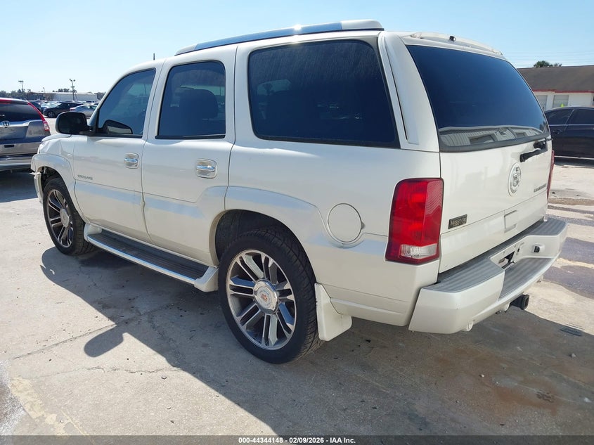 2003 Cadillac Escalade Standard