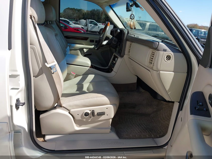 2003 Cadillac Escalade Standard