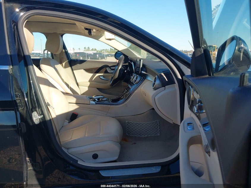 2016 Mercedes-Benz C 300 Luxury 4Matic