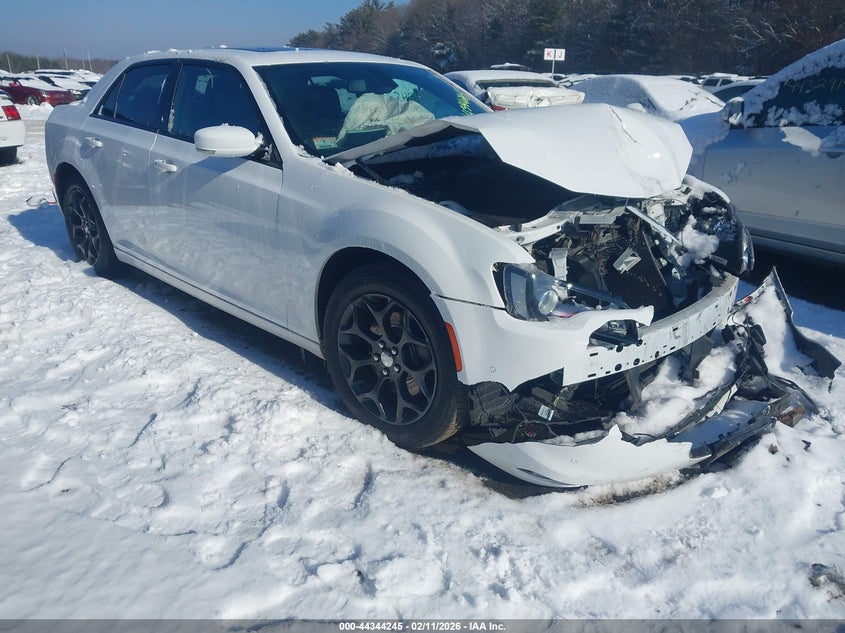 2C3CCAGG0KH747291 CHRYSLER 300 Photo 1