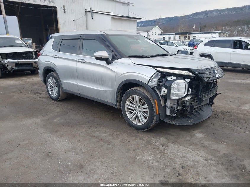 2022 Mitsubishi Outlander Es 2.5 S-Awc