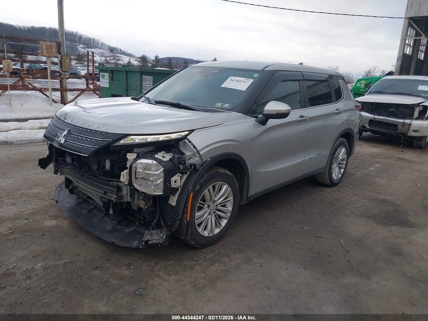 2022 Mitsubishi Outlander Es 2.5 S-Awc
