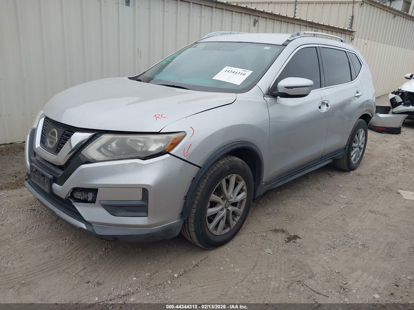 2017 Nissan Rogue Sv