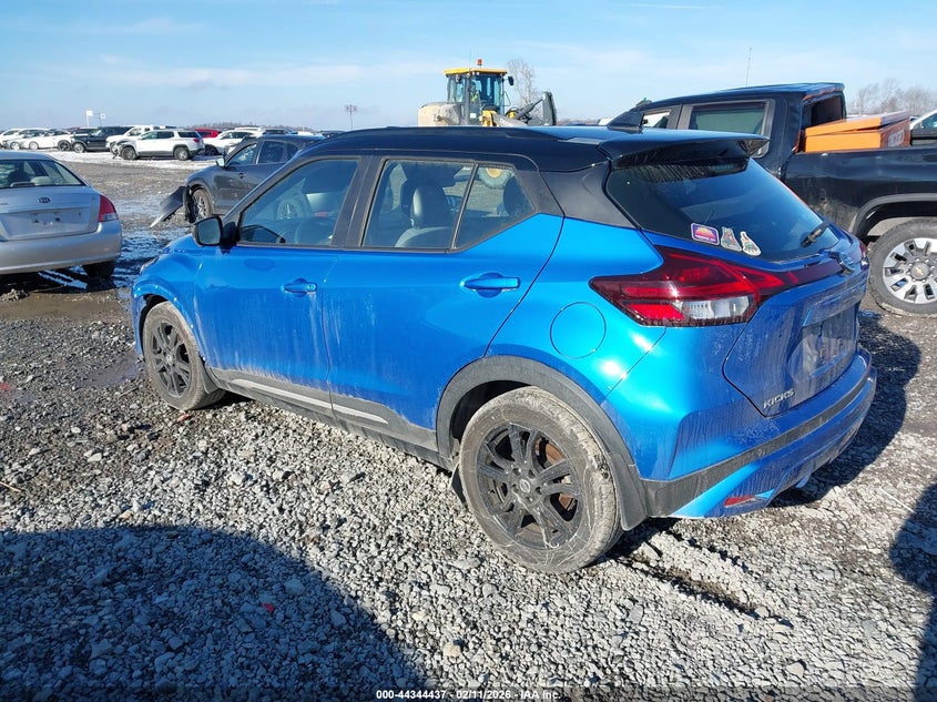 2021 Nissan Kicks Sr Xtronic Cvt
