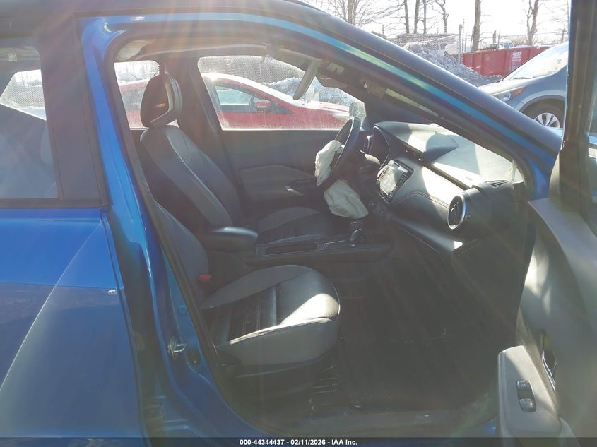 2021 Nissan Kicks Sr Xtronic Cvt