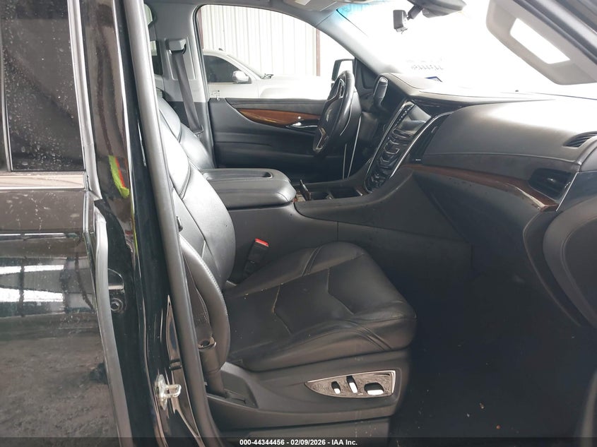 2020 Cadillac Escalade Esv 2Wd Luxury