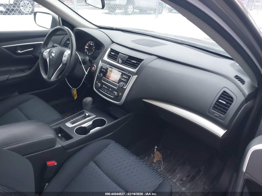 2016 Nissan Altima 2.5 Sv