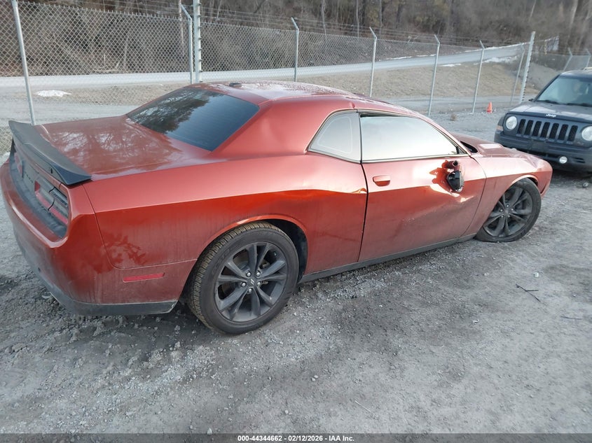 2020 Dodge Challenger Sxt Awd