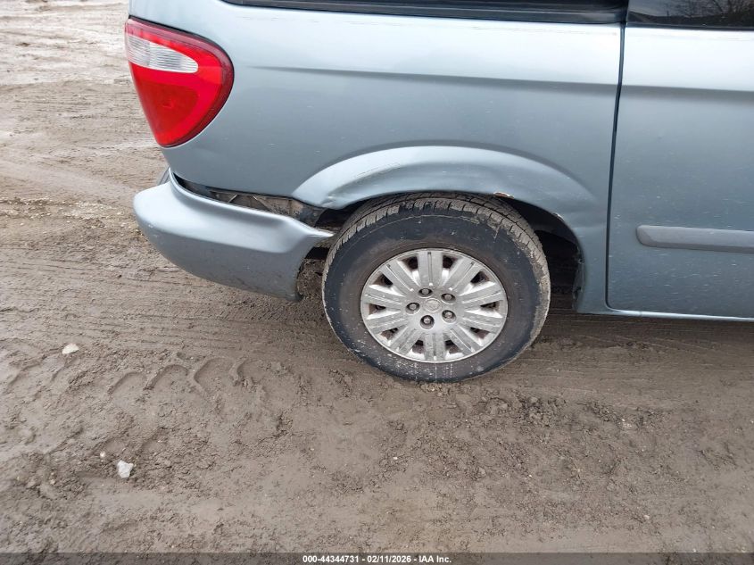 2006 Chrysler Town & Country VIN: 1A4GP45R76B755355 Lot: 44344731