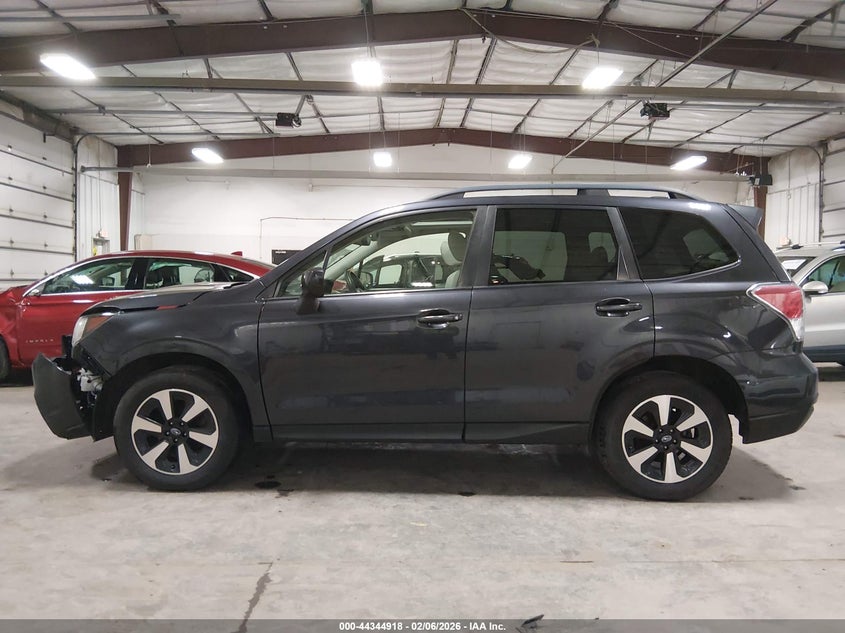 2018 Subaru Forester 2.5I Premium VIN: JF2SJAECXJH567755 Lot: 44344918