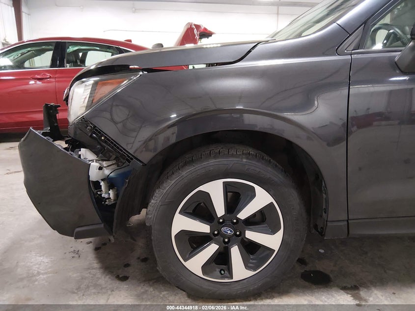 2018 Subaru Forester 2.5I Premium VIN: JF2SJAECXJH567755 Lot: 44344918