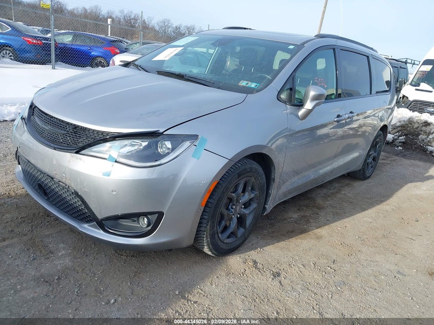 2020 Chrysler Pacifica Touring L Plus