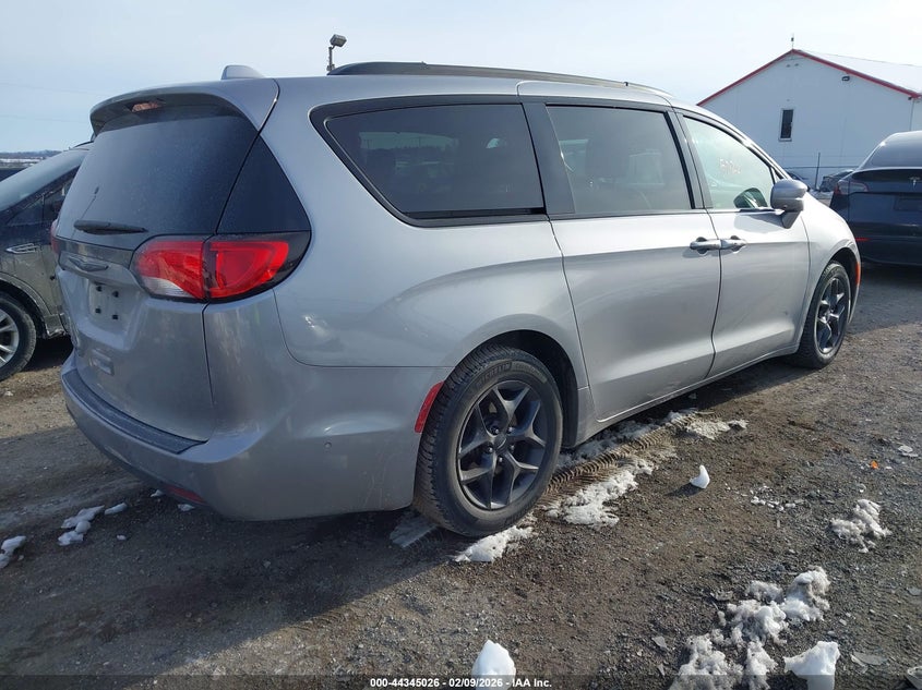 2020 Chrysler Pacifica Touring L Plus
