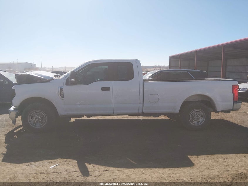 2017 Ford F250 6.2 F-250 Xl white Lot 111044345041 Vin 1FT7X2A69HEC96479