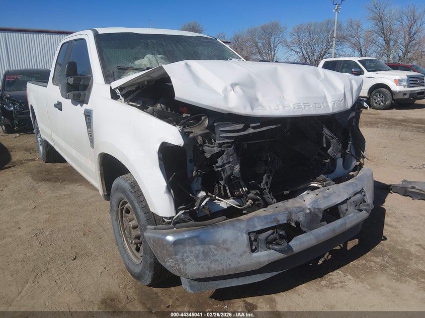 2017 Ford F250 6.2 F-250 Xl white Lot 111044345041 Vin 1FT7X2A69HEC96479
