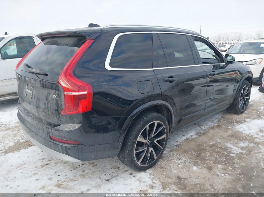 2022 Volvo Xc90 T6 Momentum 7 Passenger