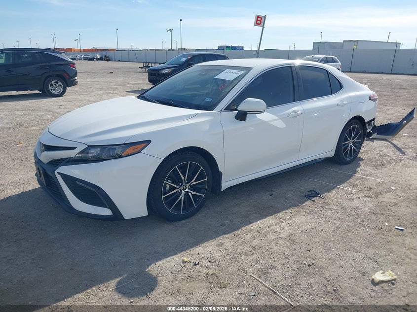 2022 Toyota Camry Se
