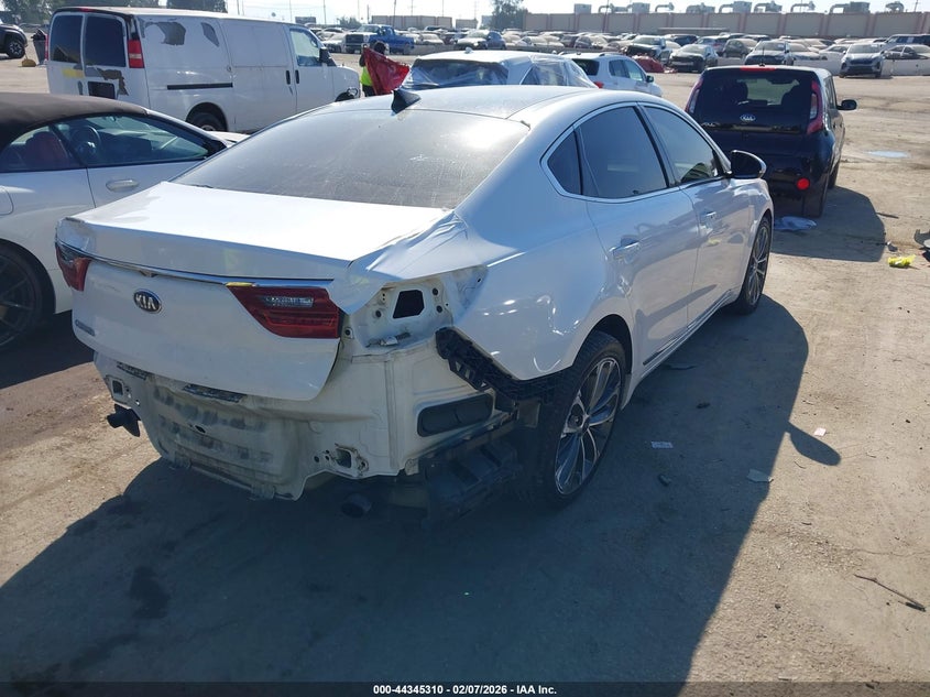 2017 Kia Cadenza Technology