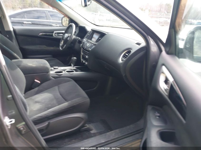 2016 Nissan Pathfinder Sv