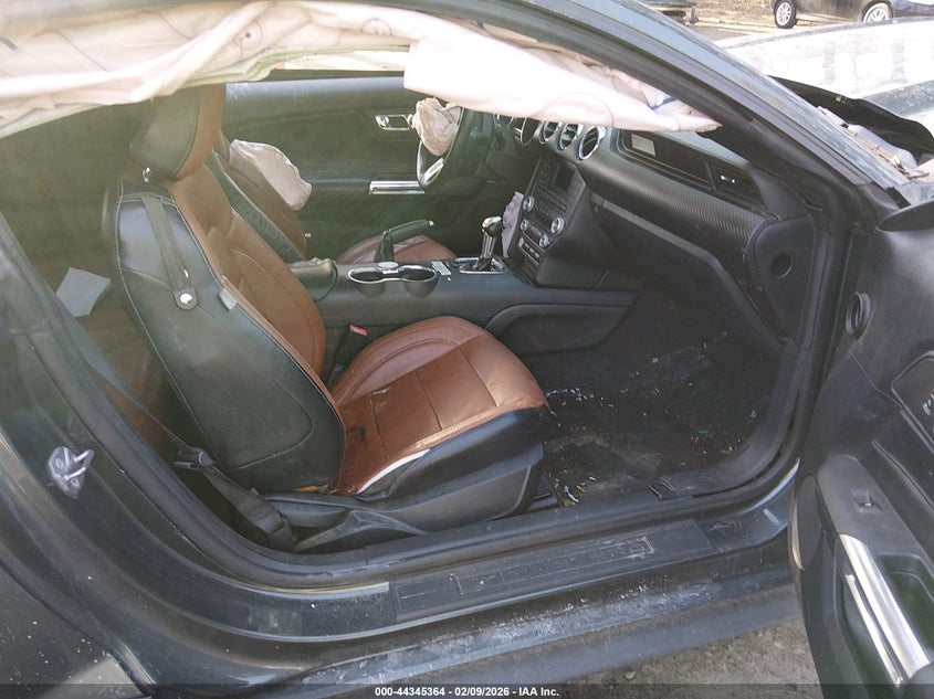 2015 Ford Mustang V6