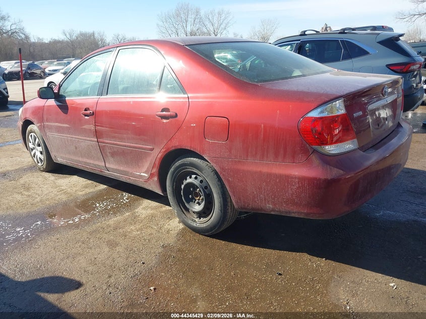 2005 Toyota Camry Le
