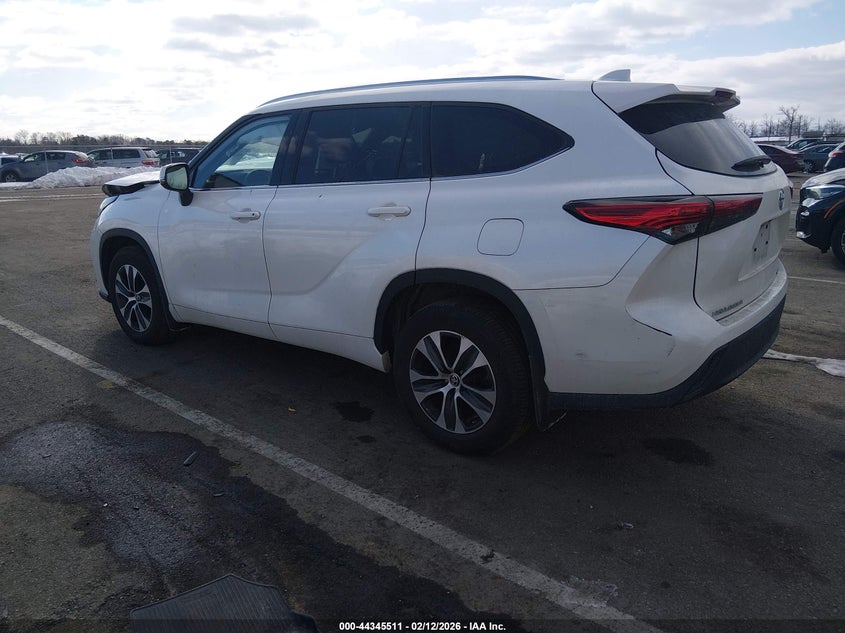 2021 Toyota Highlander Xle