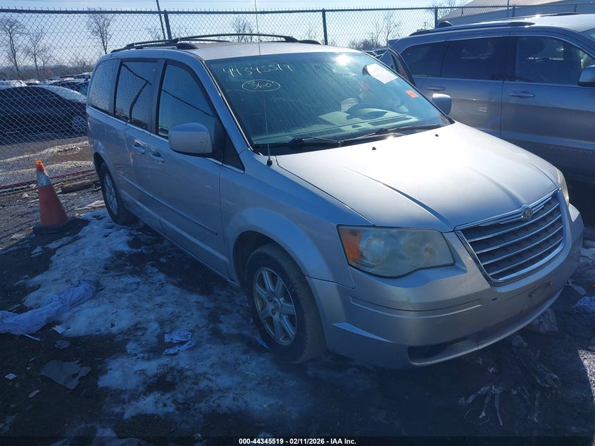2010 Chrysler Town & Country Touring