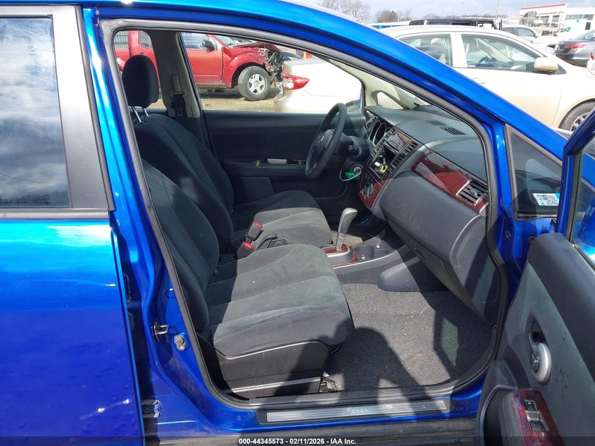 2012 Nissan Versa 1.8 S