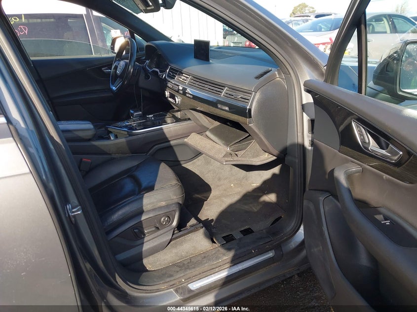 2017 Audi Q7 3.0T Premium