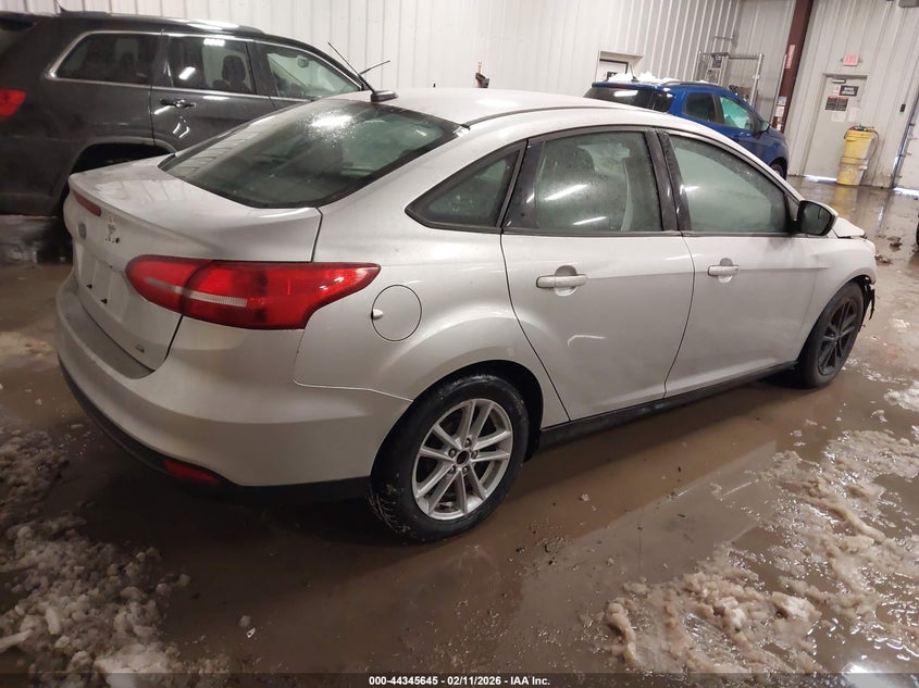 Vin: 1fadp3f2xjl261973, lot: 44842099, ford focus se 20184