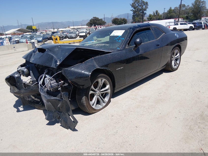 Vin: 2c3cdzbt6lh198620, lot: 44842181, dodge challenger r/t 20202