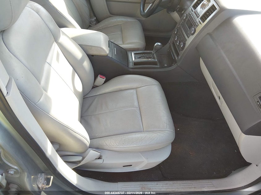 2005 Chrysler 300 Touring