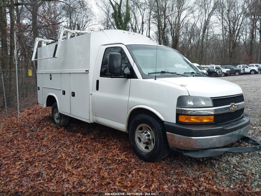 2020 Chevrolet Express Cutaway