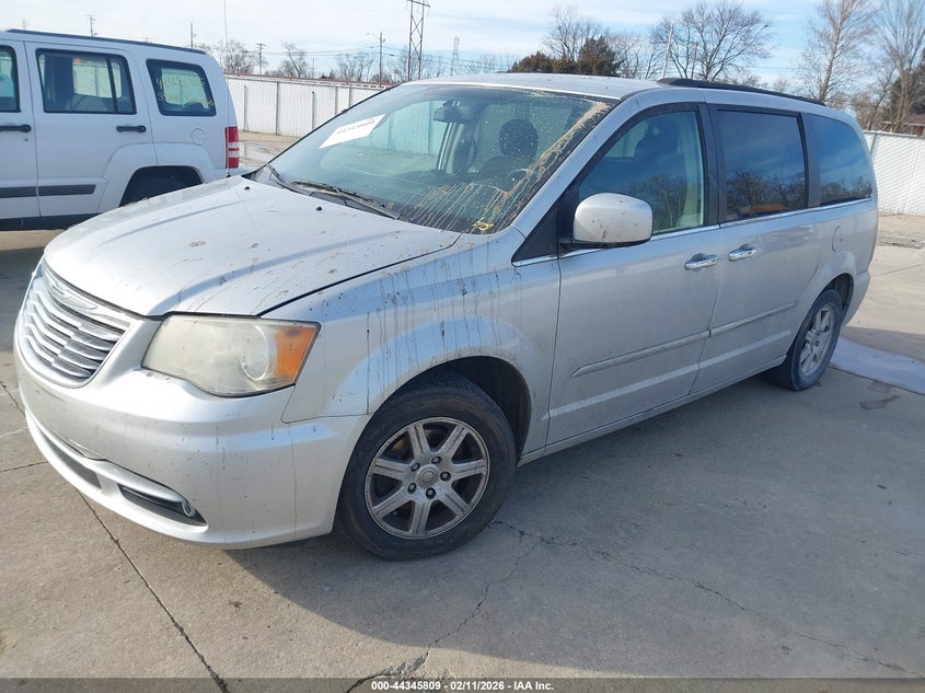 2012 Chrysler Town & Country Touring 2C4RC1BG6CR124010 photo 1