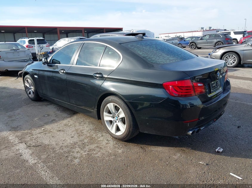 2011 BMW 528I