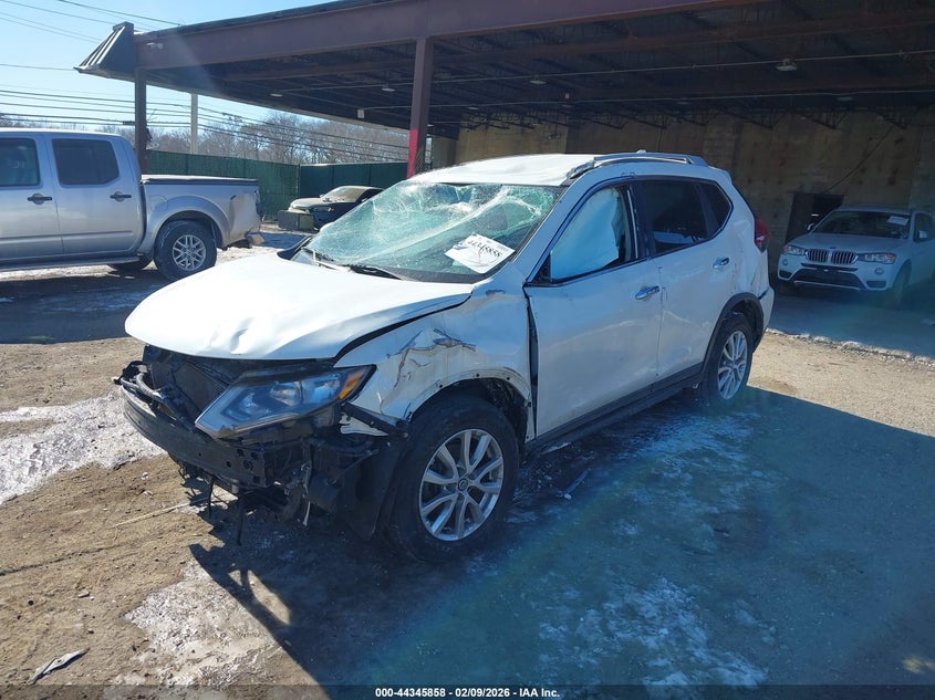 2017 Nissan Rogue Sv