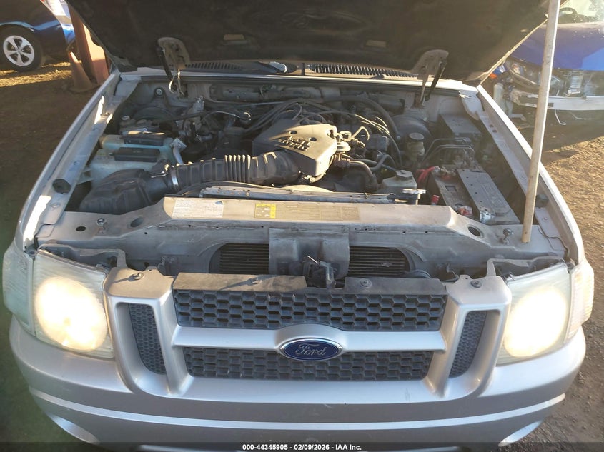 2004 Ford Explorer Sport Trac Adrenalin/Xls/Xlt VIN: 1FMZU67K34UA97906 Lot: 44345905