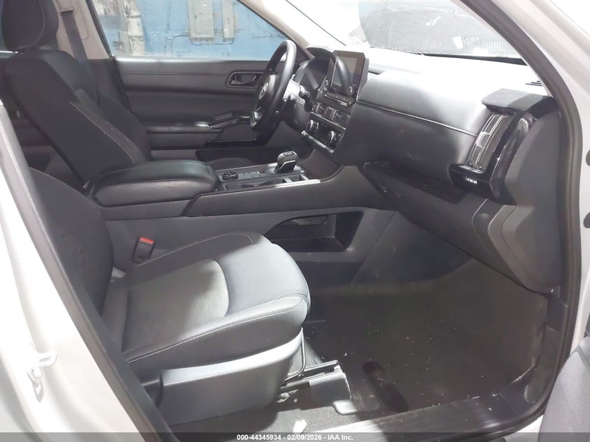 2024 Nissan Pathfinder S 4Wd