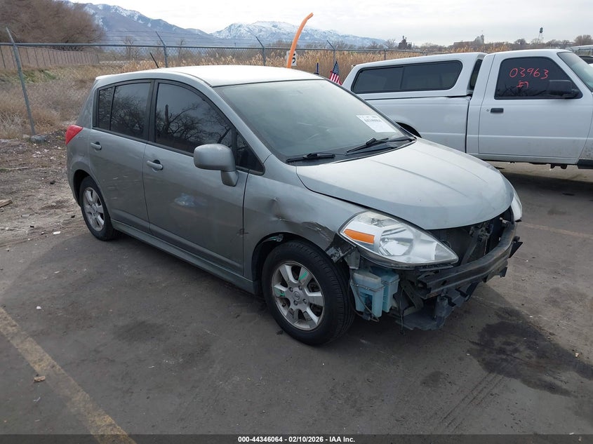 2011 Nissan Versa 1.8Sl