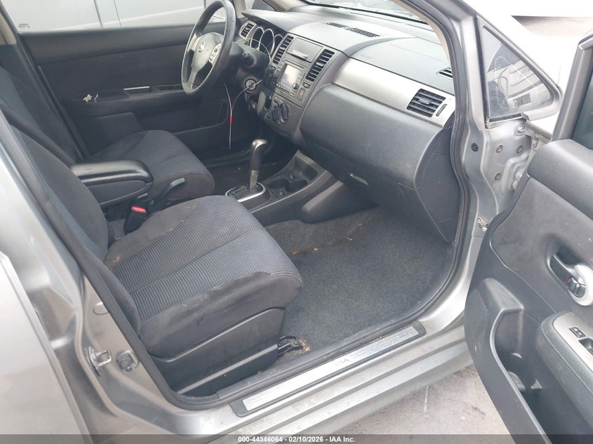 2011 Nissan Versa 1.8Sl